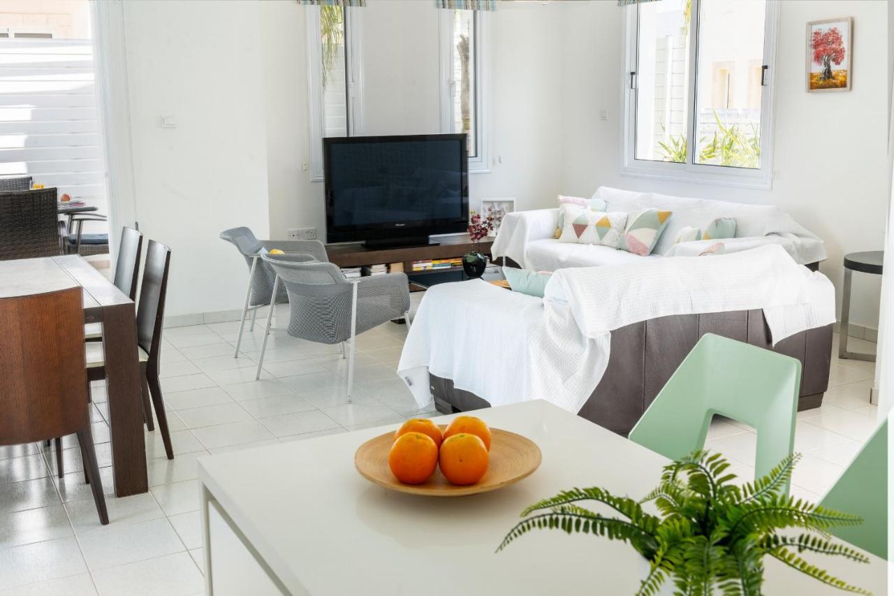 Protaras Villa Dafni ภายนอก รูปภาพ