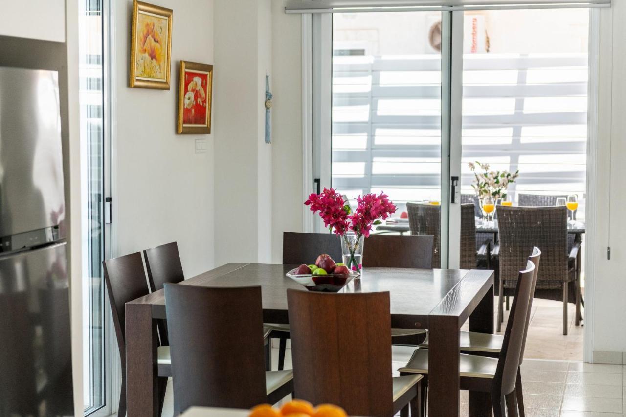 Protaras Villa Dafni ภายนอก รูปภาพ